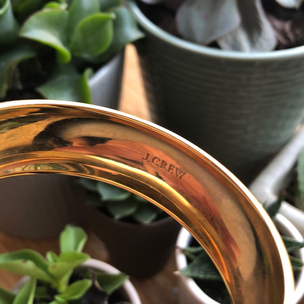 J Crew | beige enamel bangle